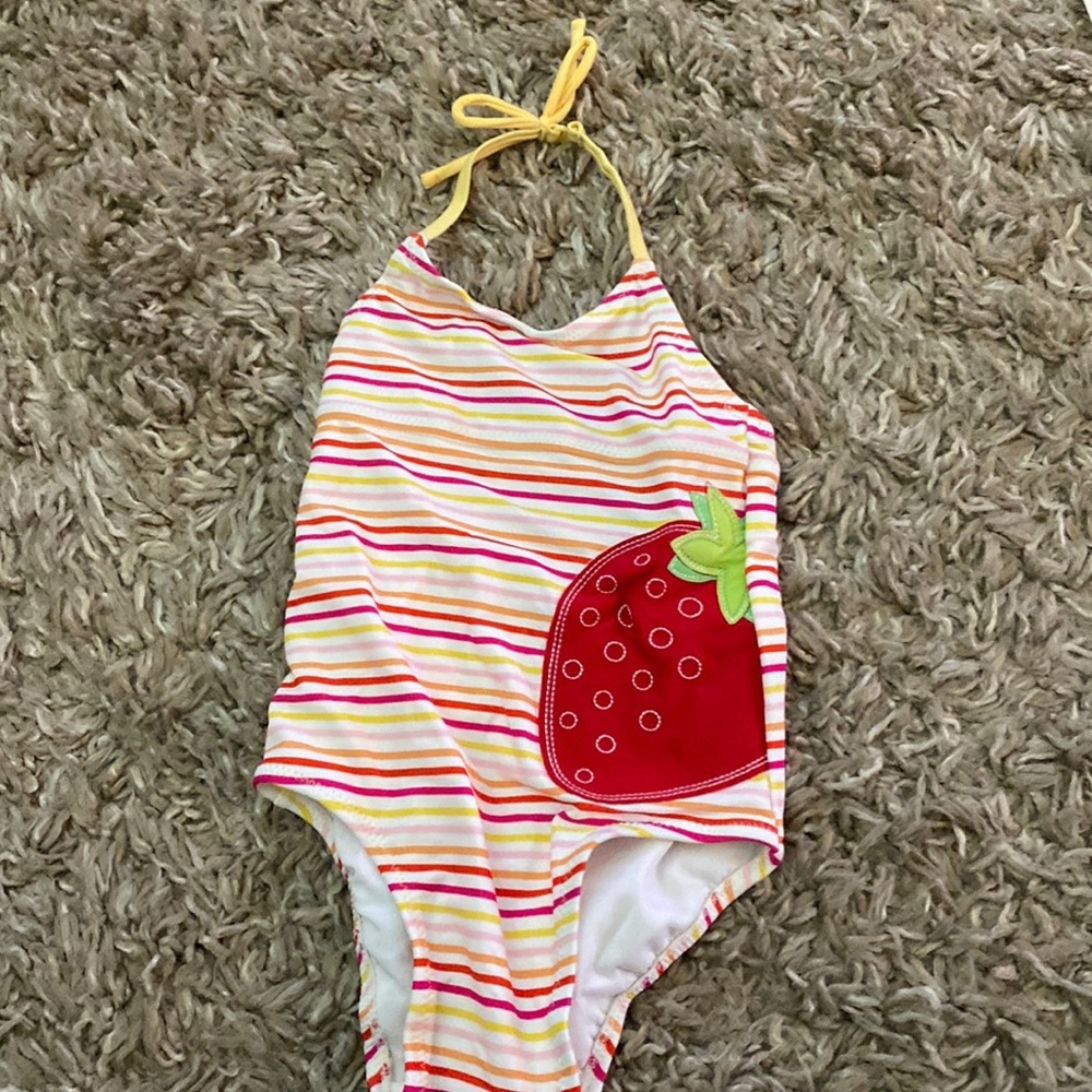 Nwot old navy girls bathing suit size 3t